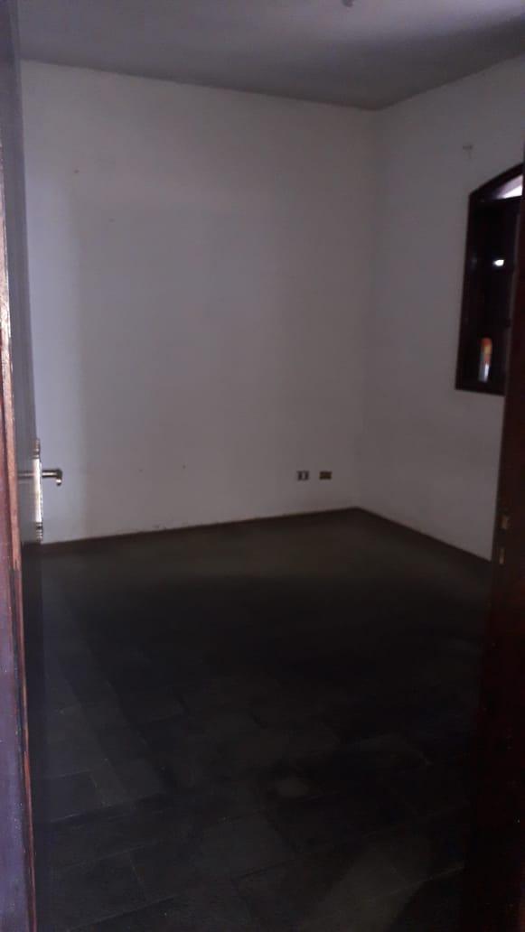 Casa, 4 quartos, 180 m² - Foto 4